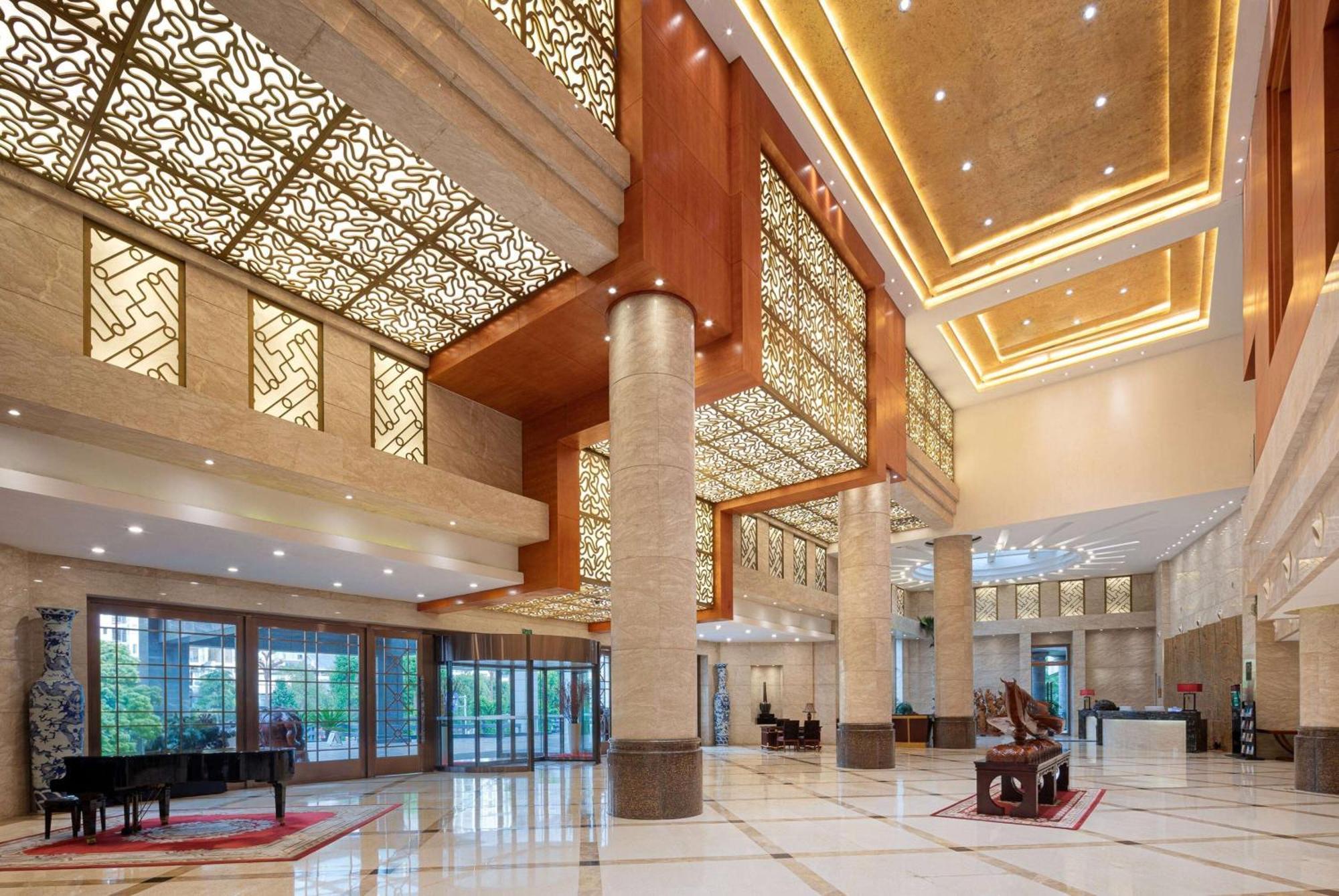 Hotel Ramada Plaza By Wyndham Chongqing West Zewnętrze zdjęcie